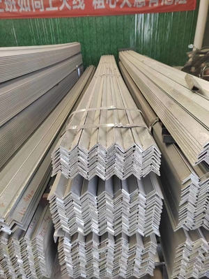 Bar kątowa ze stali węglowej równej klasy serii Q195-Q420 do ASTM A53 A36 GB Q235 Q345