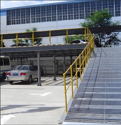 50mm Pitch Industrial Design Hot Dip Galvanized Steel Grating dla budownictwa