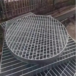 1m x 1m Stalowe grillowanie gołębia grill podłogowy z 50mm krzyżowym paskiem bar Pitch Industrial Design