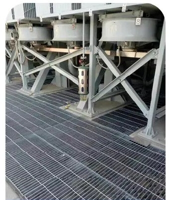 Chińscy producenci dostarczają srebrne drainage grates w stylu przemysłowym
