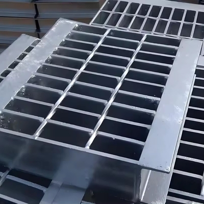 Aluminiumowe kratki do platformy chodnika w polu kopalni ISO9001 Certyfikowana stal ocynkowana