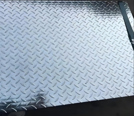 2.3*1500mm Srebro Gorąco Zgalwanizowana Płytka wzoru do materiałów budowlanych ze stali