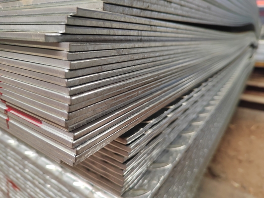 ISO9001 Certyfikat DX51D Galwanizowana płytka stalowa wzoru 5,75 * 1250mm Z41-Z60 powłoka